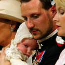 Crown Prince Haakon with The Princess during the ceremony (Photo: Tor Richardsen, Scanpix)